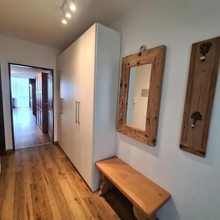 Appartement Montana Haus, A14, A17, B4 Oder C8