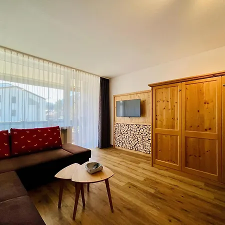 Montana Haus, A14, A17, B4 Oder C8 Appartement